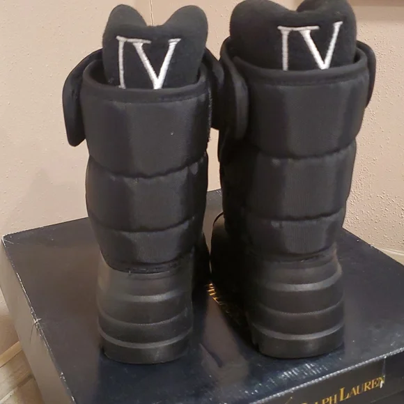Ralph Lauren snow boots - Picture 3 of 7
